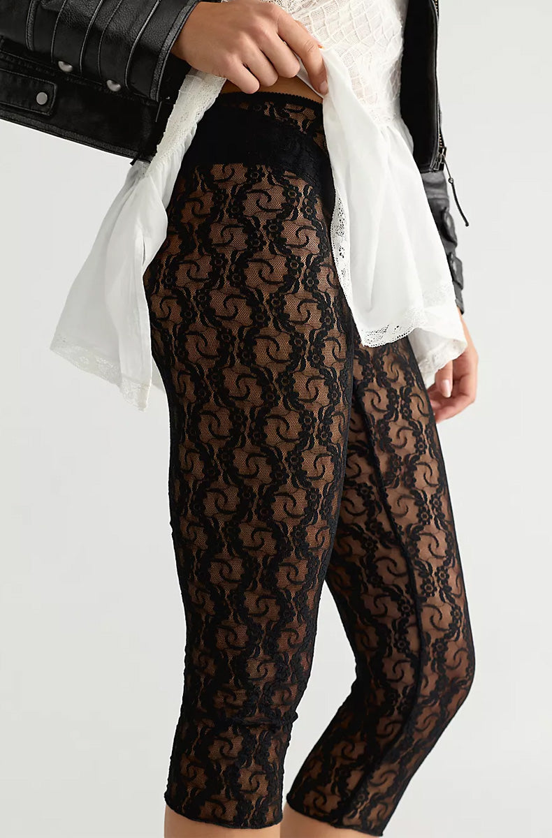 Stretch Lace Capri