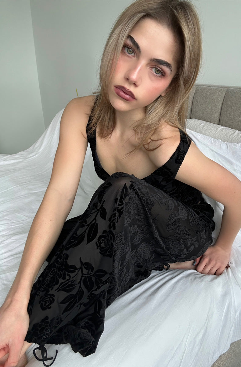 Bed of Roses Balloon Pants