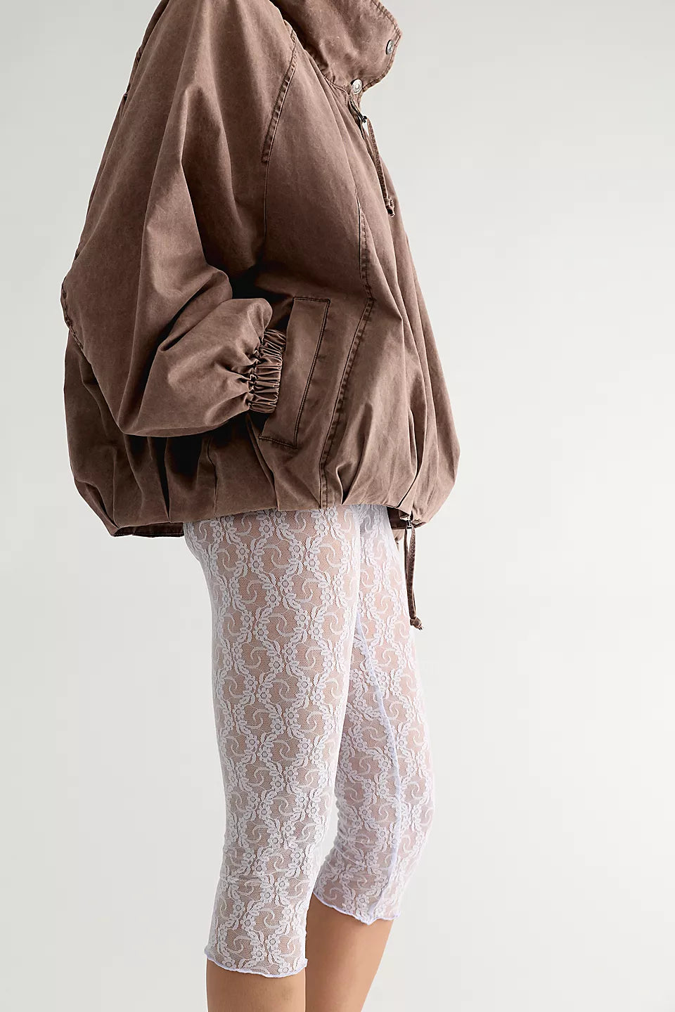 Stretch Lace Capri