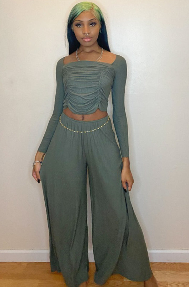 Feather Weight Rib Wide Leg Pant